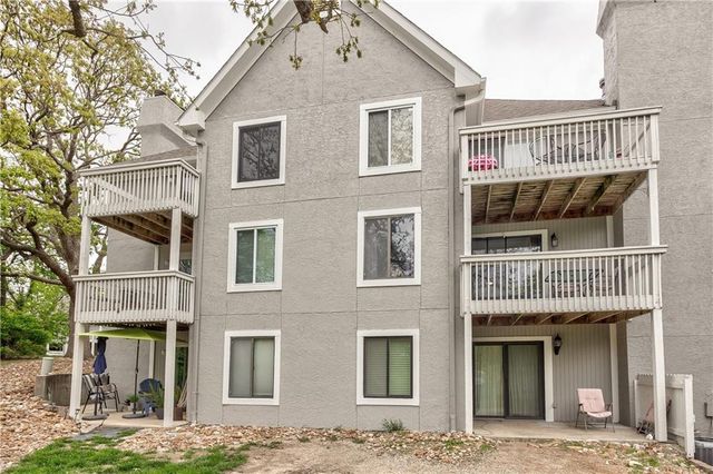 5860 Park Street 7, Shawnee, KS 66216