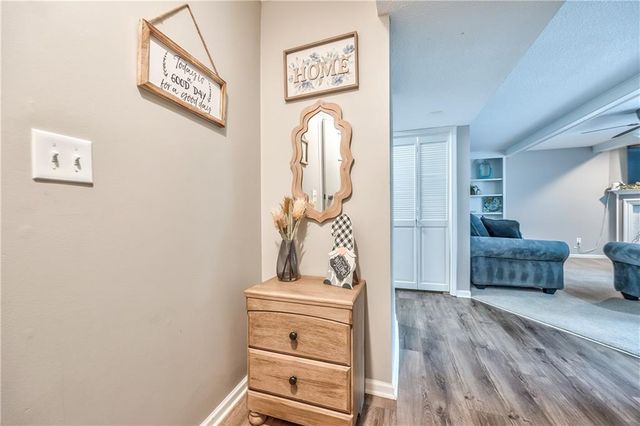 5860 Park Street 7, Shawnee, KS 66216