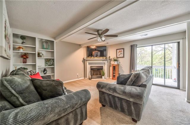 5860 Park Street 7, Shawnee, KS 66216