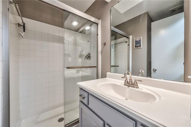 5860 Park Street 7, Shawnee, KS 66216