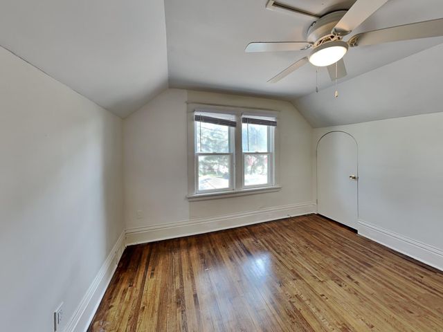 1403 Barclay Street, Saint Paul, MN 55106