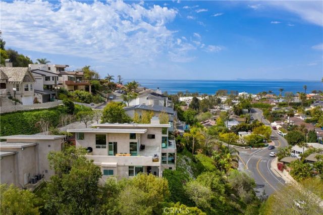533 Temple Hills Drive, Laguna Beach, CA 92651