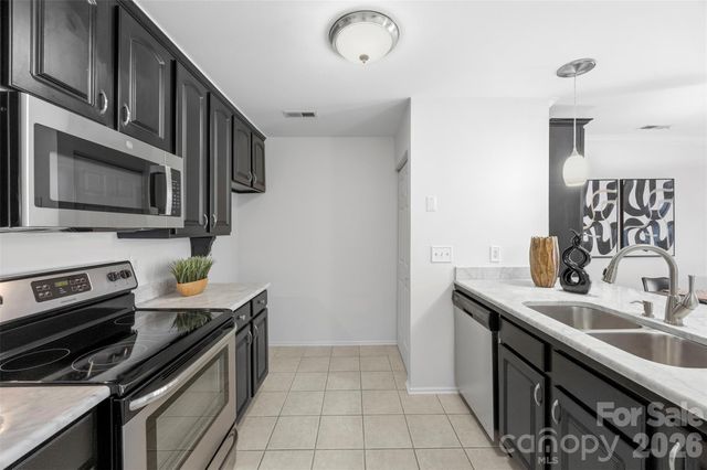 907 Southwest Drive, Davidson, NC 28036