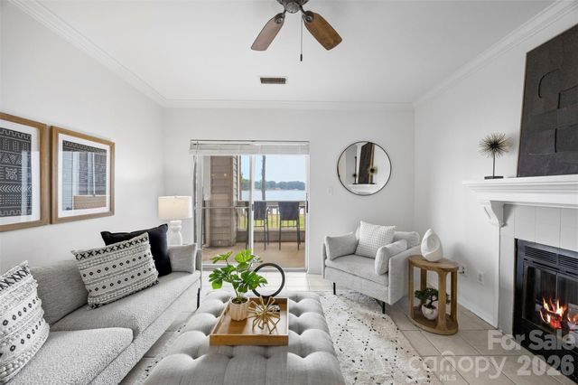 907 Southwest Drive, Davidson, NC 28036