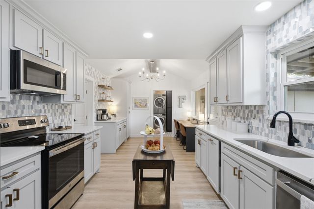 2209 Glen Forest Lane, Plano, TX 75023