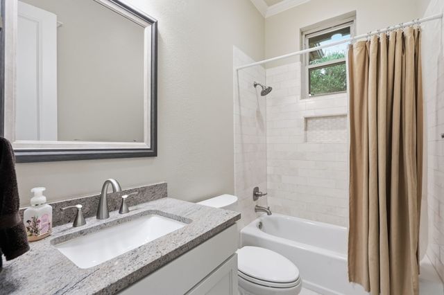 1016 Meandering Woods Drive, Keller, TX 76248