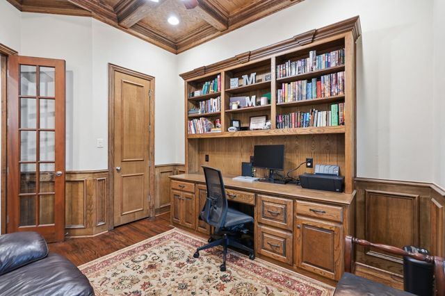 1016 Meandering Woods Drive, Keller, TX 76248
