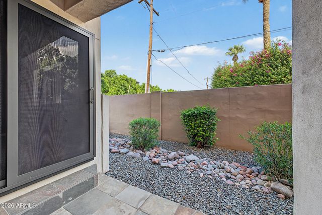 3235 E CAMELBACK Road 124, Phoenix, AZ 85018