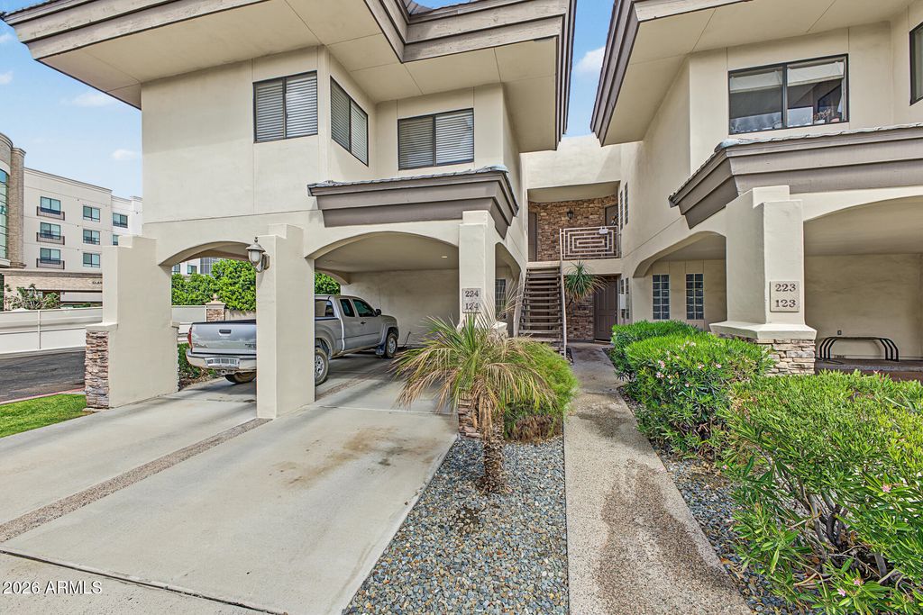 3235 E CAMELBACK Road 124, Phoenix, AZ 85018