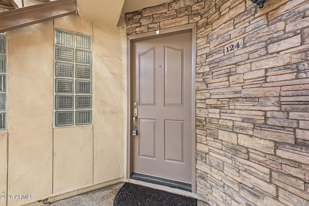3235 E CAMELBACK Road 124, Phoenix, AZ 85018 — photo 5