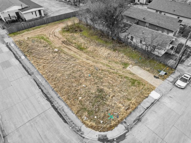 1702 Nomas Street, Dallas, TX 75212