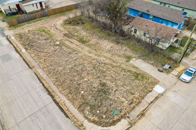 1702 Nomas Street, Dallas, TX 75212