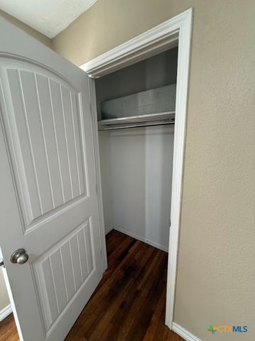 784 Samuels Avenue, New Braunfels, TX 78130