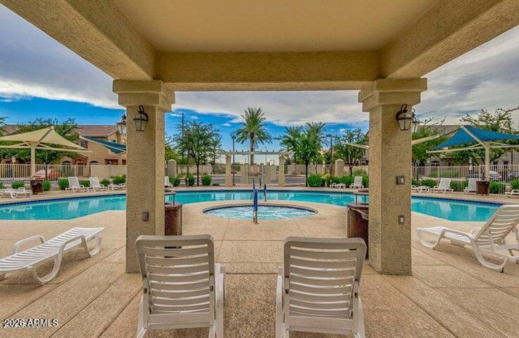 2401 E RIO SALADO Parkway 1022, Tempe, AZ 85288 — exterior