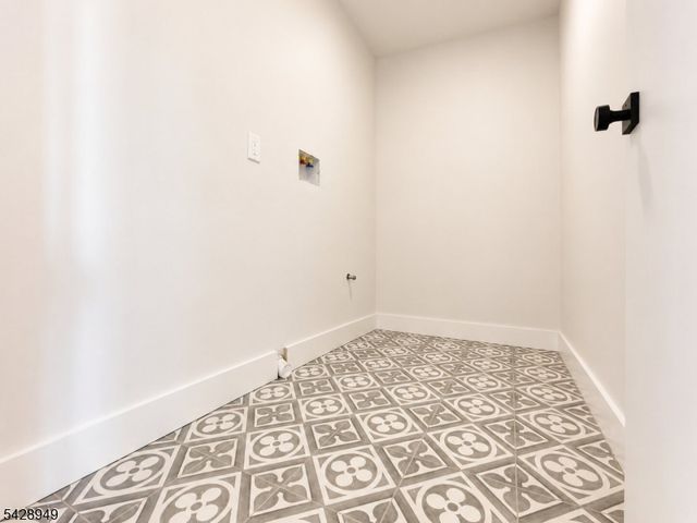 222 E 30Th St, Paterson City, NJ 07514