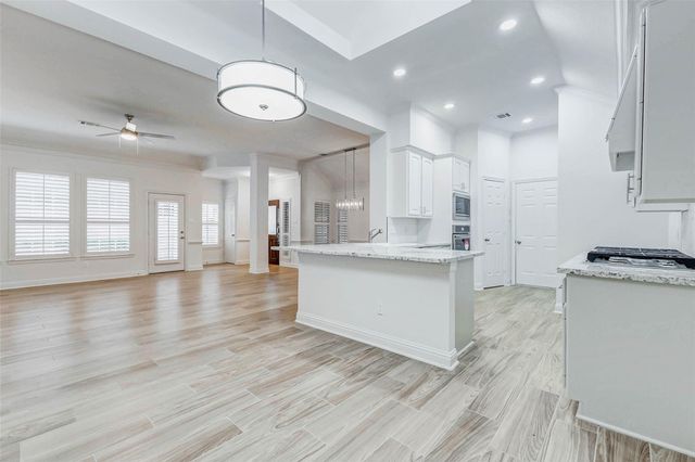 1918 Supplejack Court, Sugar Land, TX 77479