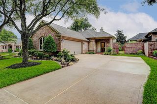 1918 Supplejack Court, Sugar Land, TX 77479