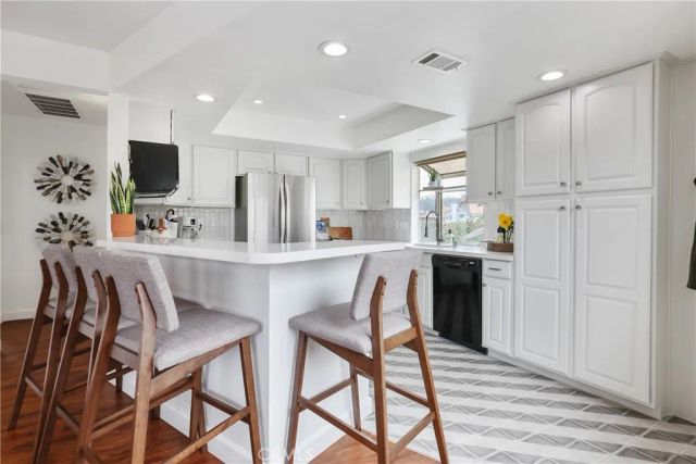 295 Plymouth Street, Cambria, CA 93428