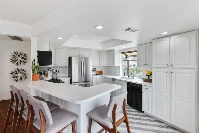 295 Plymouth Street, Cambria, CA 93428