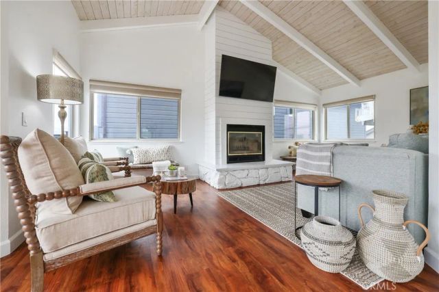 295 Plymouth Street, Cambria, CA 93428