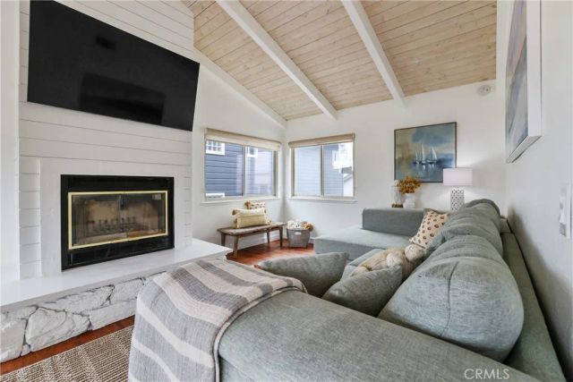 295 Plymouth Street, Cambria, CA 93428