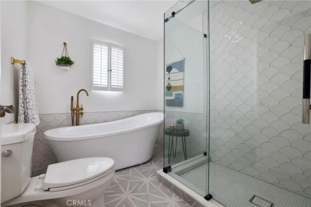 295 Plymouth Street, Cambria, CA 93428