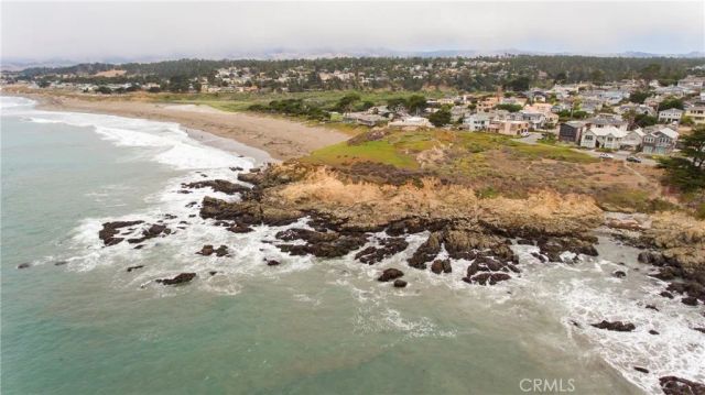 295 Plymouth Street, Cambria, CA 93428