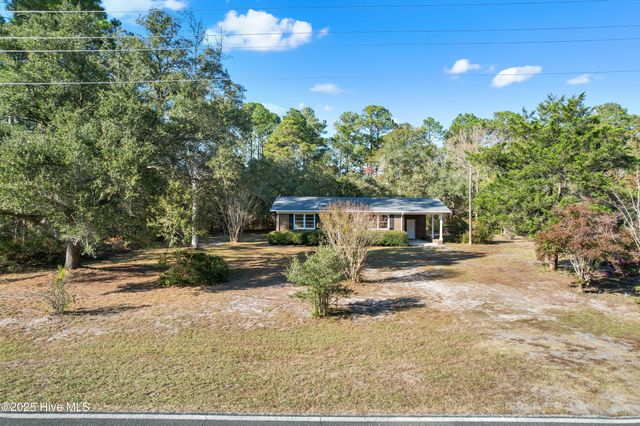 962 Taft Road SW, Supply, NC 28462