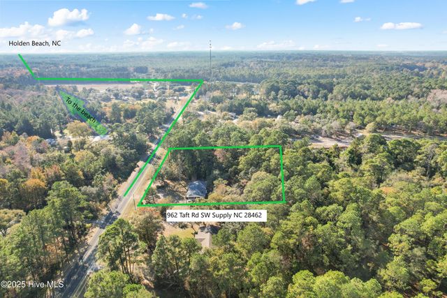 962 Taft Road SW, Supply, NC 28462