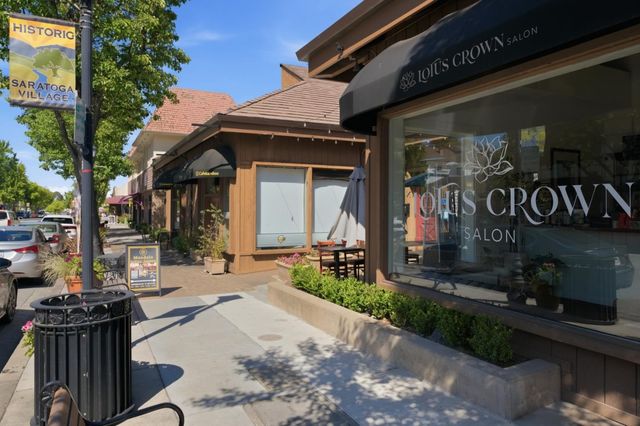 20700 4th Street 3, Saratoga, CA 95070