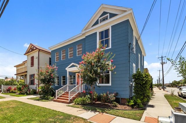 801 24th Street, Galveston, TX 77550