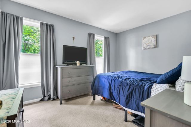 9 Walter Drive, Jackson, NJ 08527
