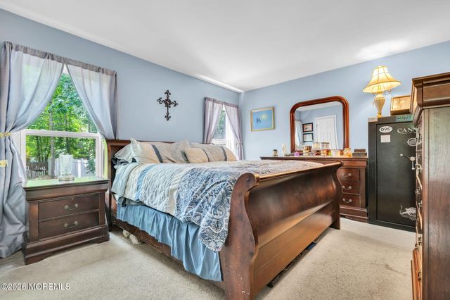 9 Walter Drive, Jackson, NJ 08527
