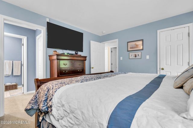 9 Walter Drive, Jackson, NJ 08527