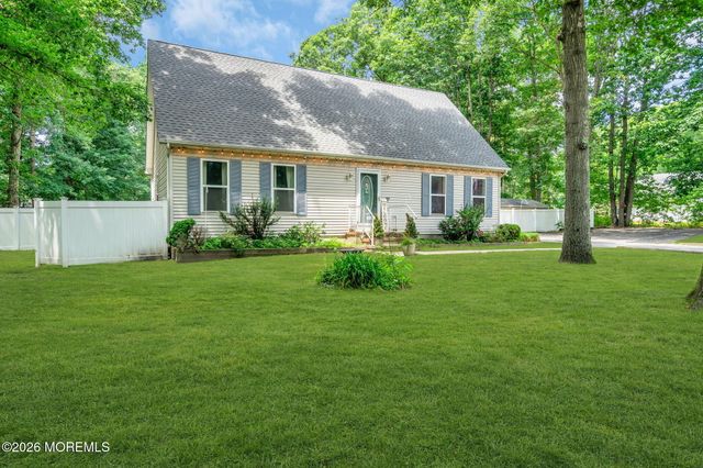 9 Walter Drive, Jackson, NJ 08527
