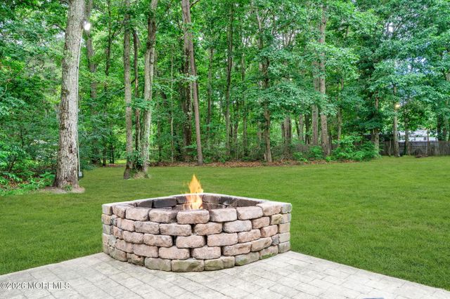 9 Walter Drive, Jackson, NJ 08527
