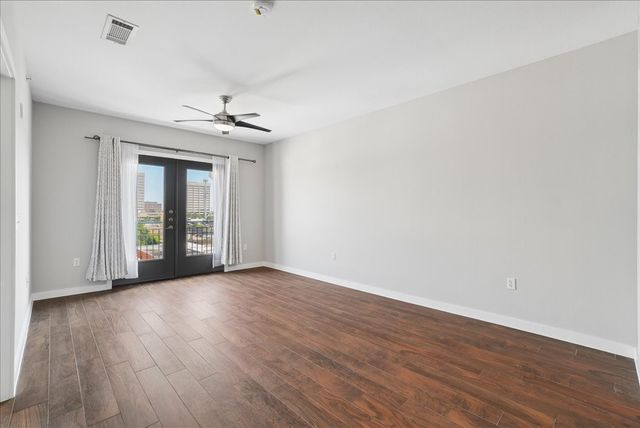 5609 Smu Boulevard 505, Dallas, TX 75206