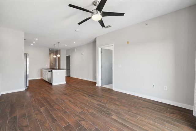5609 Smu Boulevard 505, Dallas, TX 75206