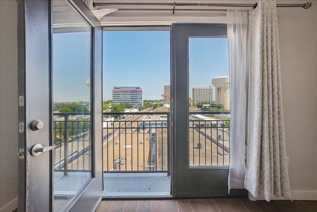 5609 Smu Boulevard 505, Dallas, TX 75206