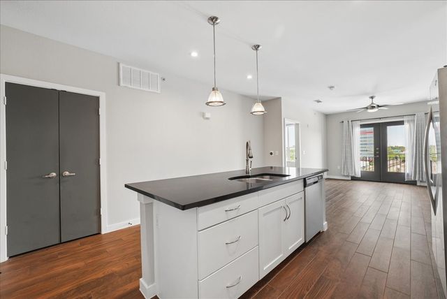 5609 Smu Boulevard 505, Dallas, TX 75206