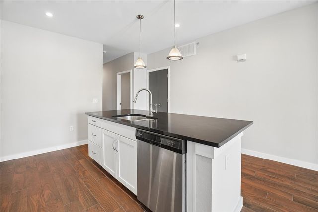 5609 Smu Boulevard 505, Dallas, TX 75206