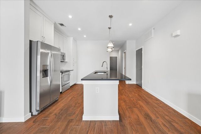 5609 Smu Boulevard 505, Dallas, TX 75206