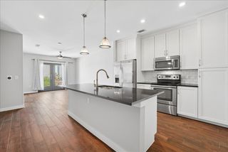 5609 Smu Boulevard 505, Dallas, TX 75206