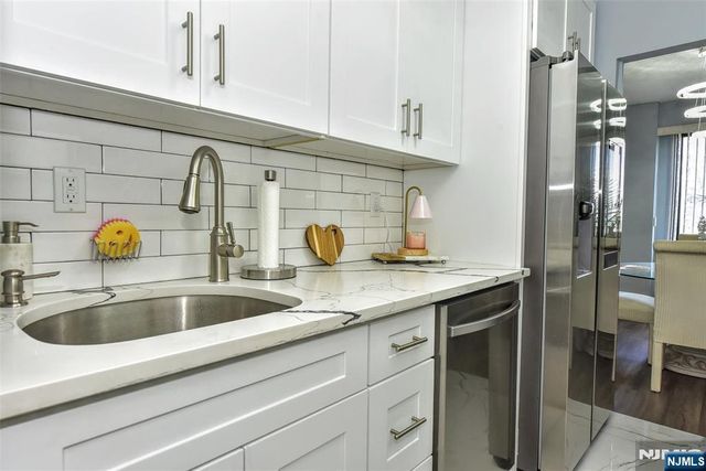 307 Prospect Avenue 4B, Hackensack, NJ 07601