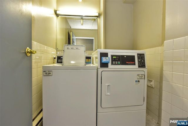 307 Prospect Avenue 4B, Hackensack, NJ 07601