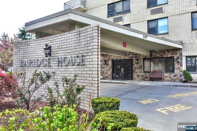 307 Prospect Avenue 4B, Hackensack, NJ 07601