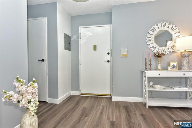 307 Prospect Avenue 4B, Hackensack, NJ 07601