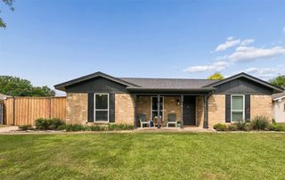 2217 Shady Brook Drive, Bedford, TX 76021