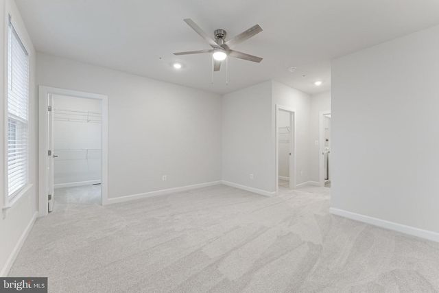 21815 EXPRESS TER, Ashburn, VA 20147