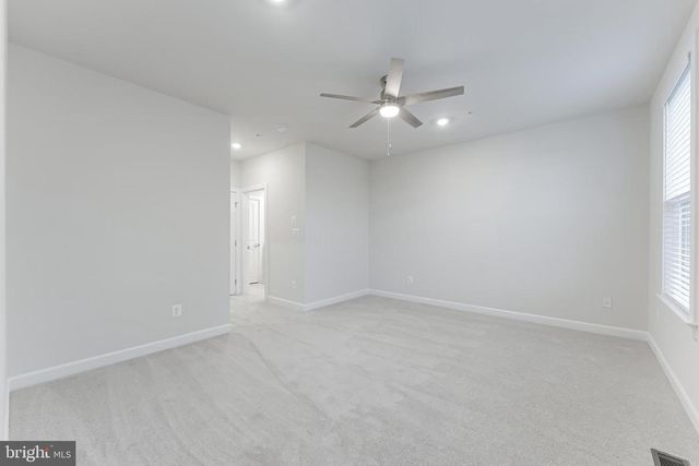 21815 EXPRESS TER, Ashburn, VA 20147